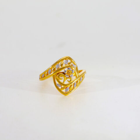 The Elegant Fancy Gold Ring