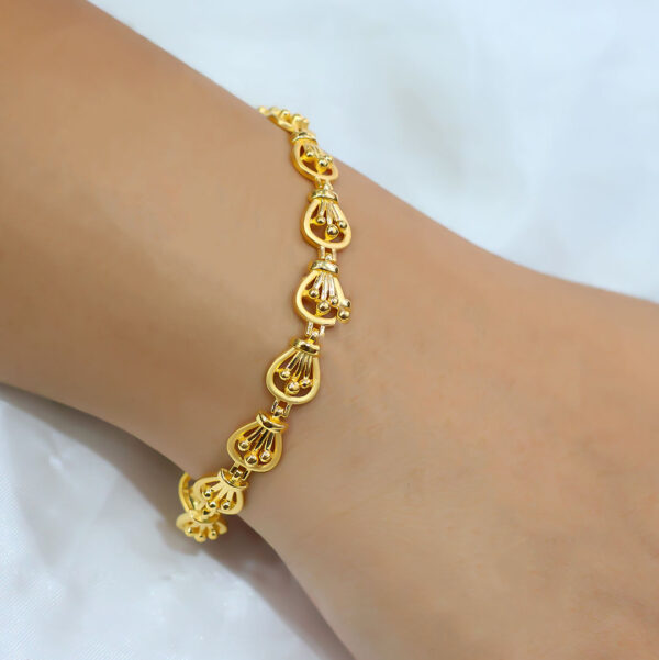 Stunning Intricate Gold Bracelet - Image 6
