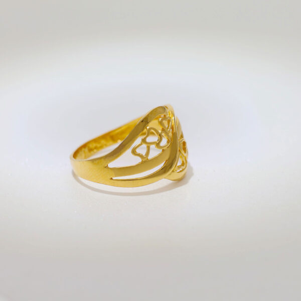 Lovely Gold Heart Ring - Image 3