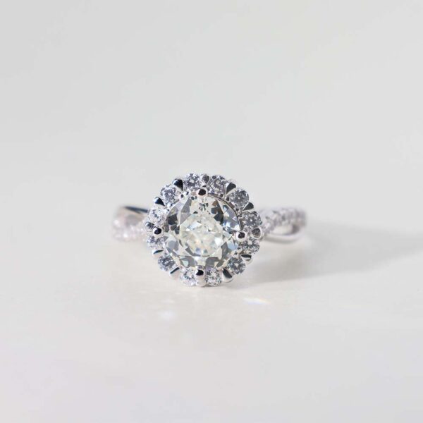 Halo Twirl Ring - Image 2