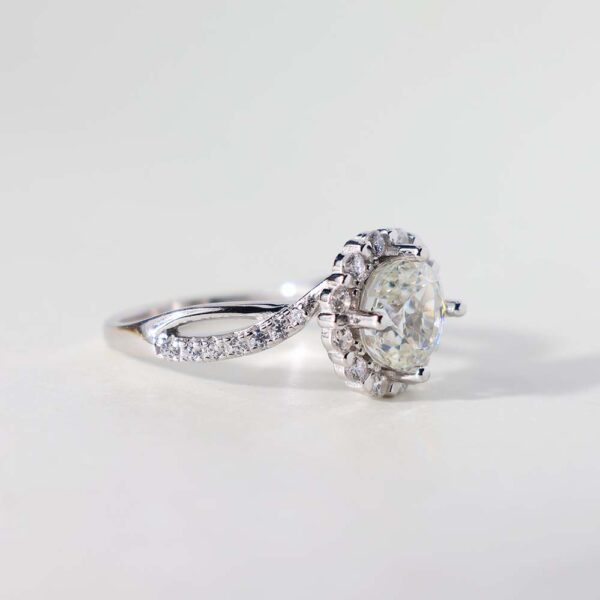 Halo Twirl Ring - Image 4