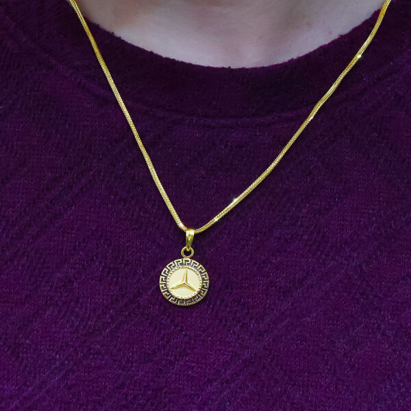 Versace Mercedes Gold Gents Pendant - Image 6