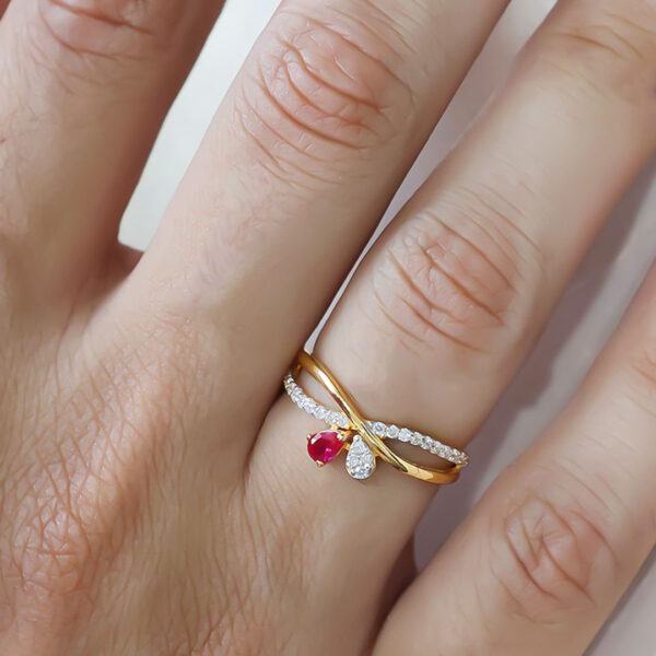 Gold Stone Ring With Ruby - Image 6