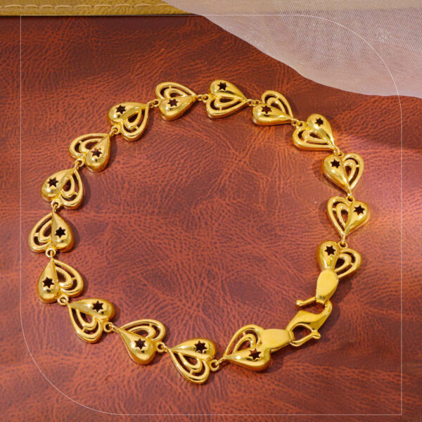 Stylish Gold Heart Ladies Bracelet - Image 5