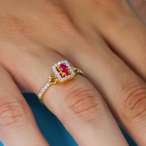 Precious Red Stone Ring - Image 5