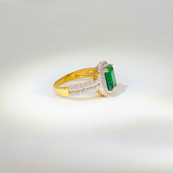 Argyle Fancy Intense Green Stone Ring - Image 3