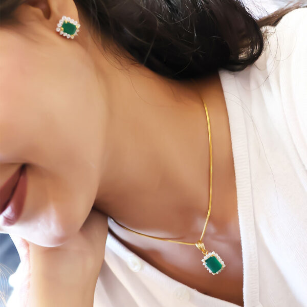 Green Emerald Stone Ladies Pendent Set - Image 8