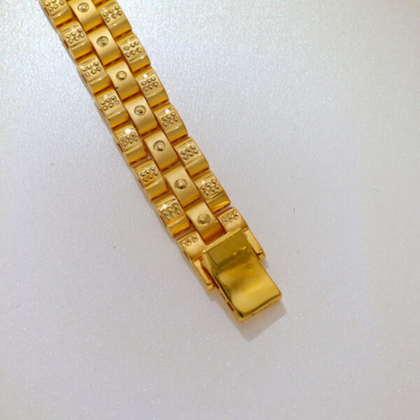 Golden Elegance Men's Curb Bracelet - Image 3