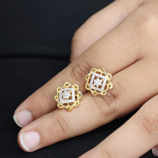 Arte Women Stone Stud Earrings - Image 5