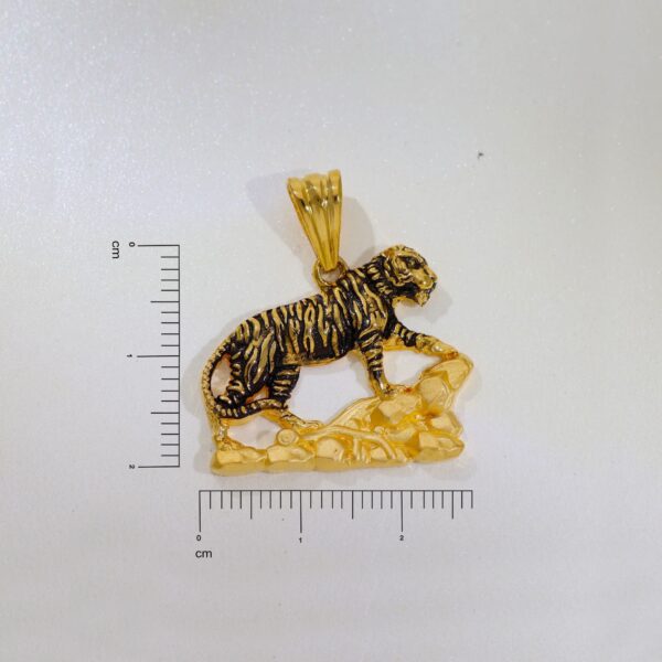 Antique Gold Panther Gents Pendent - Image 5