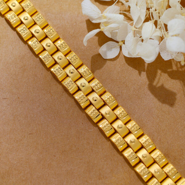 Golden Elegance Men's Curb Bracelet - Image 4