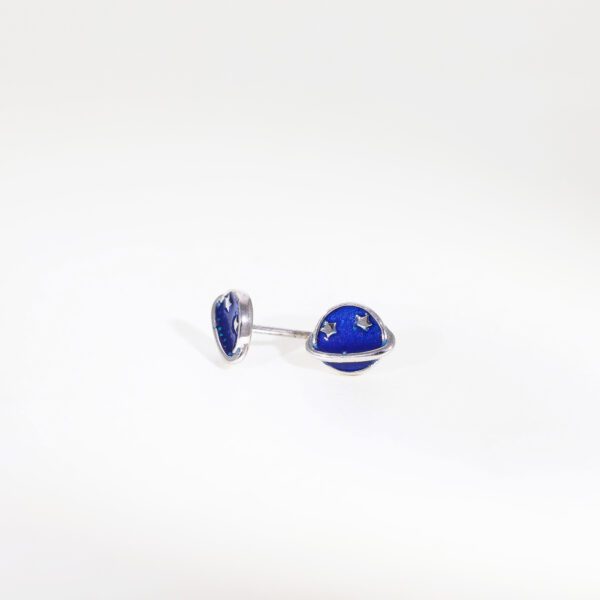 Floral Motif Pearl Drop Earrings - Image 4