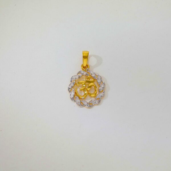 Stylish OM stone Gold Pendent - Image 3