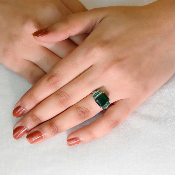 Emerald Empress Ring - Image 6