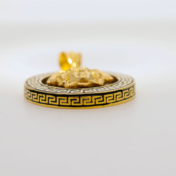 Black Plate Vercase Gents Pendent - Image 4