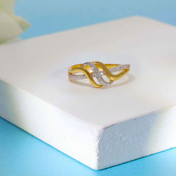 Yellow Gold Round Solitaire Ring - Image 4