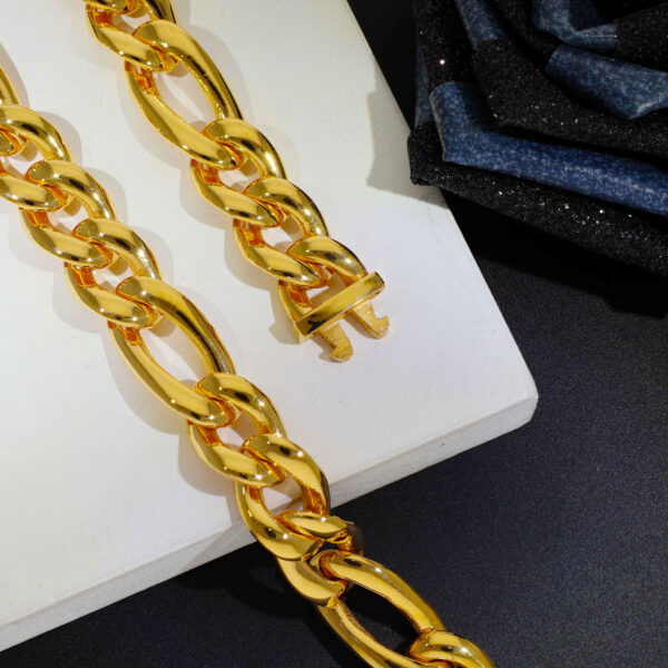 Double Big Curb Gold Gents Bracelet - Image 4