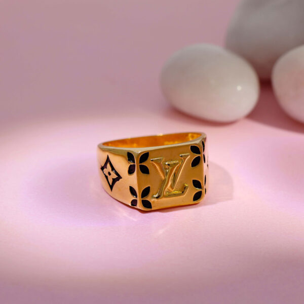 Louis Vuitton Signet Ring - Image 5
