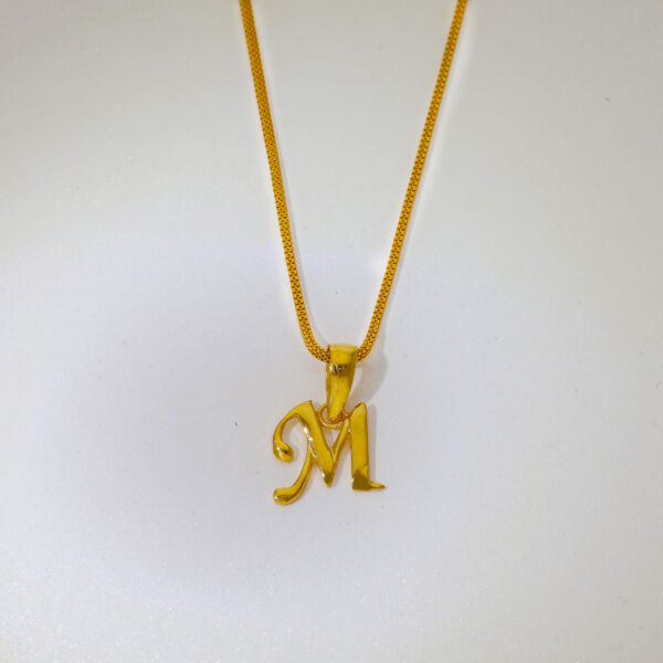 Lovely alphabet M gold pendant - Image 3