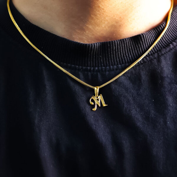 Lovely alphabet M gold pendant - Image 5