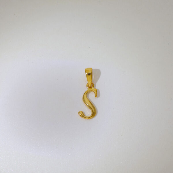 Lovely alphabet S gold pendant - Image 2