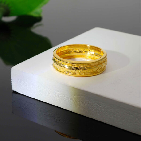 Diamond Cut Faceted Unisex Band - Image 6