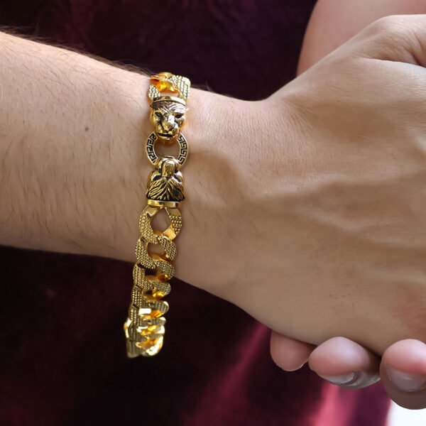 Lion Face Designer Gents Gold Bracelet - Image 5