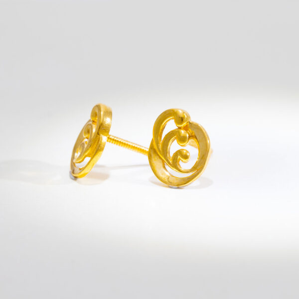 Avarta Gold Earrings - Image 4