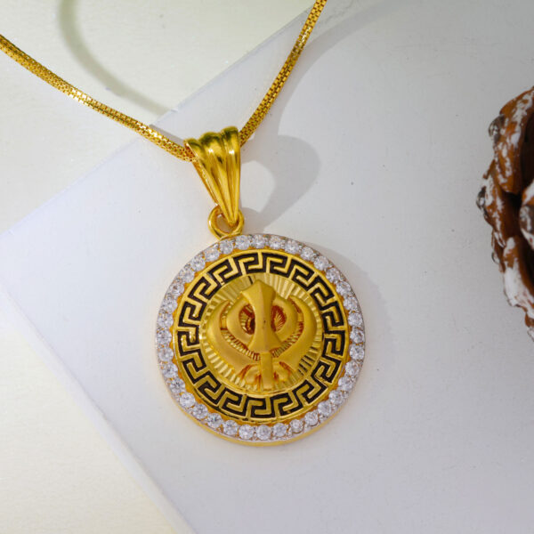 Versace Khanda Stone Pendent - Image 4