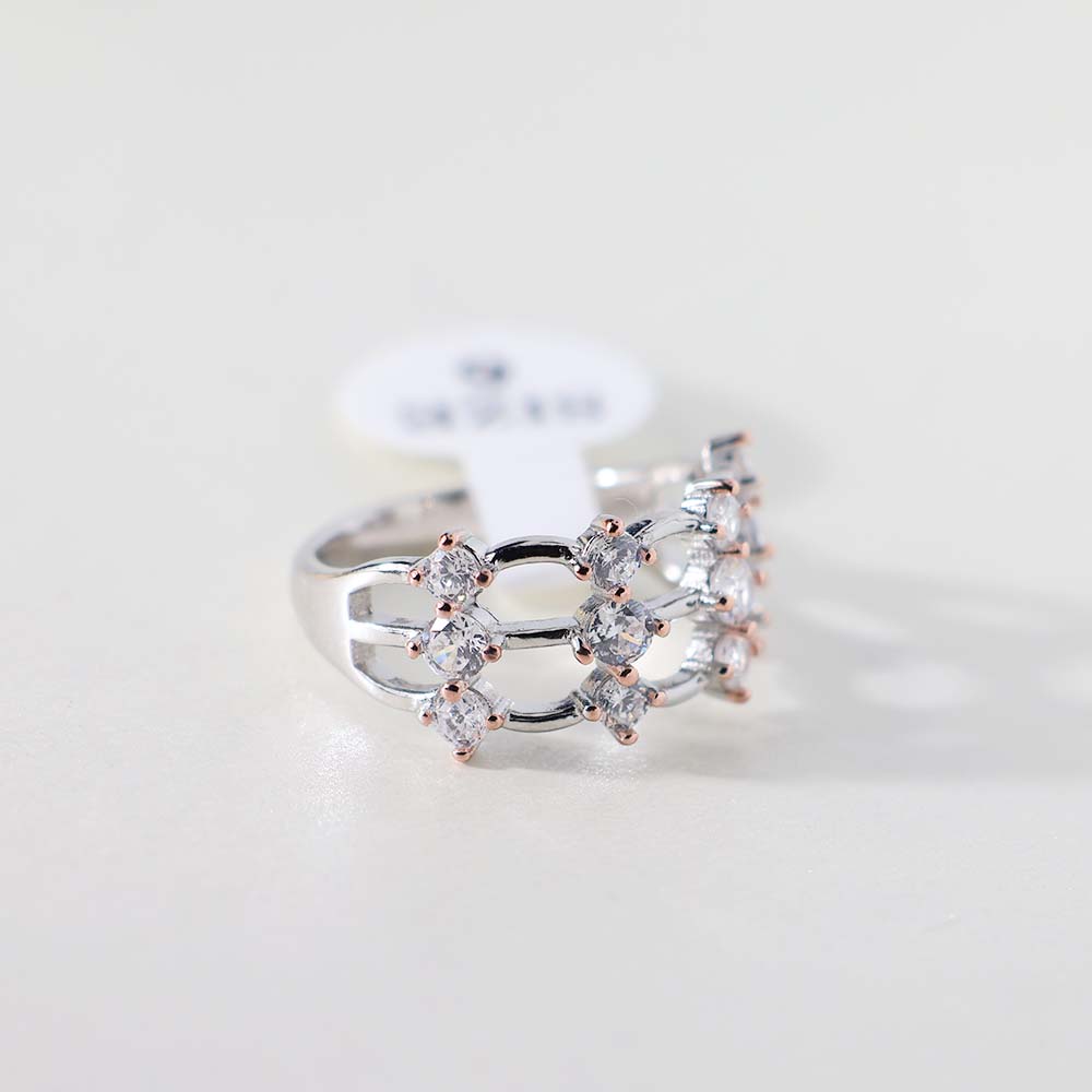 Crystal Weave Ring - Image 3