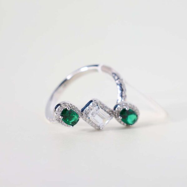 Twin Bloom Ring - Image 3