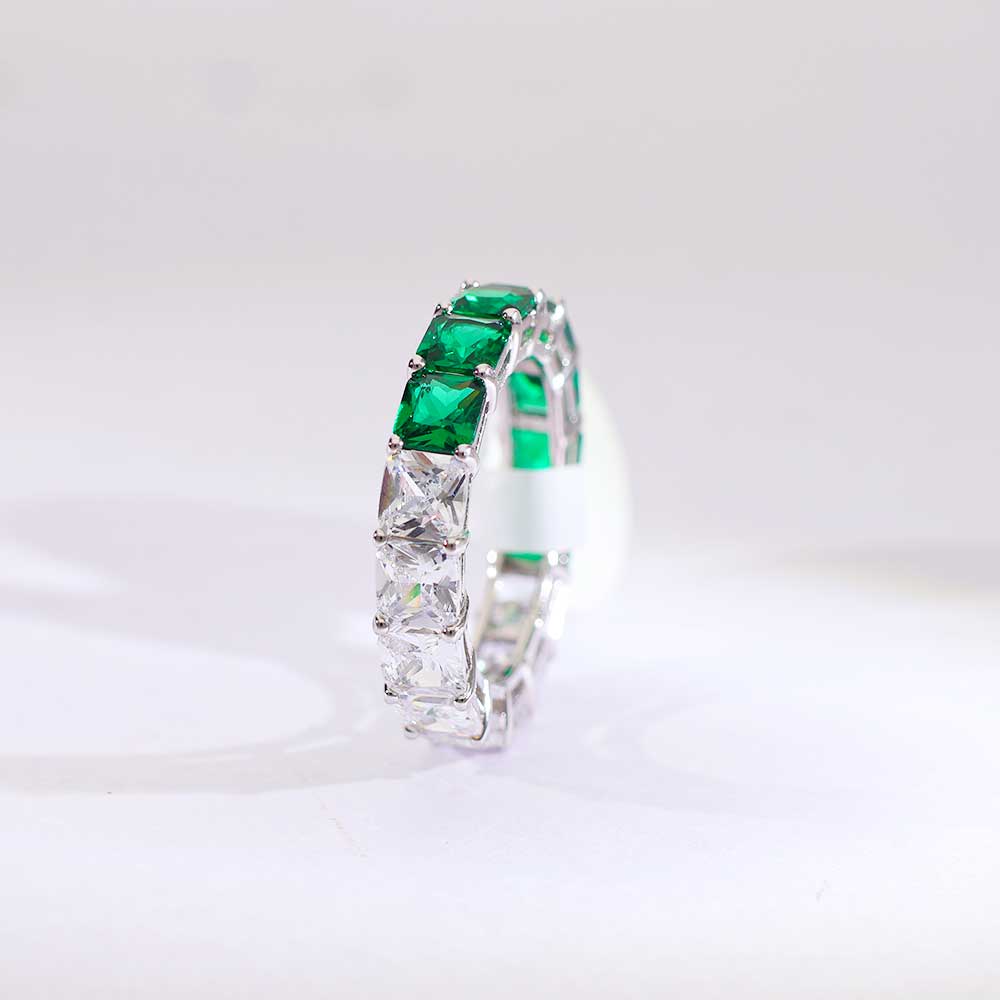 Crystal Green Spark Band - Image 3