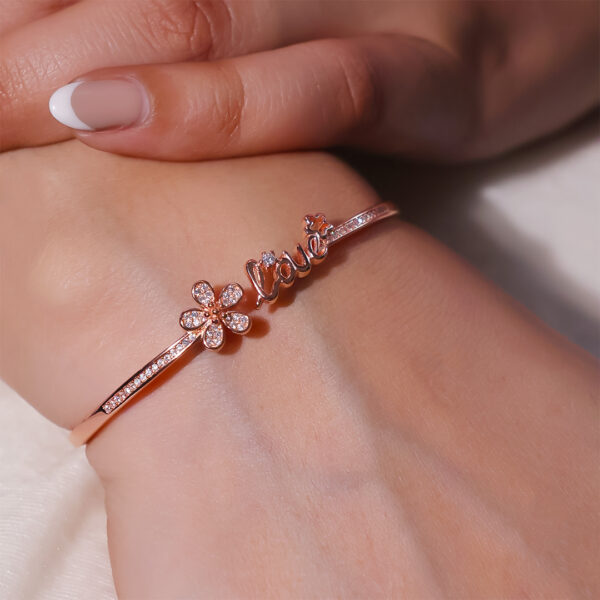 Love Bloom Rosegold Bracelet