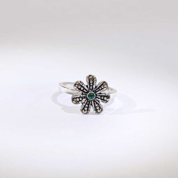 Petal Grace Toe Rings - Image 3