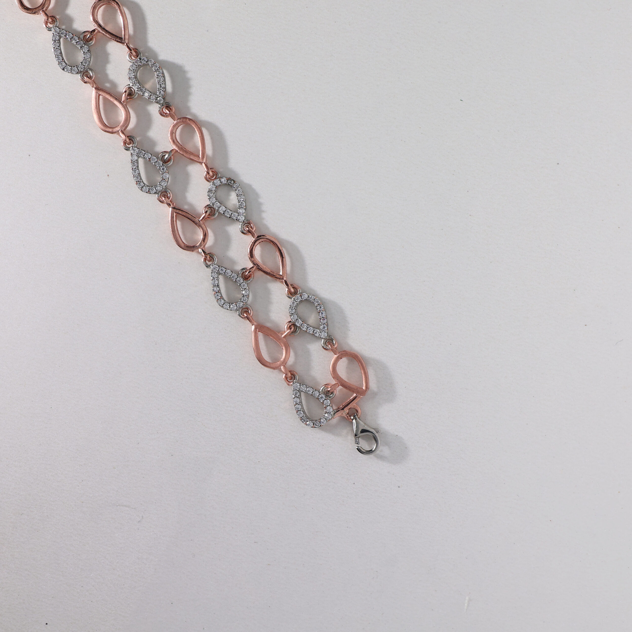 Radiant Loops Solitaire Bracelet - Image 4