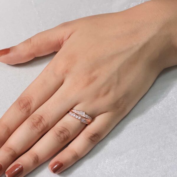 GlowOrbit Rosegold Ring