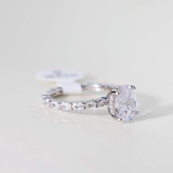 Aurora Solitaire Spark Ring - Image 4