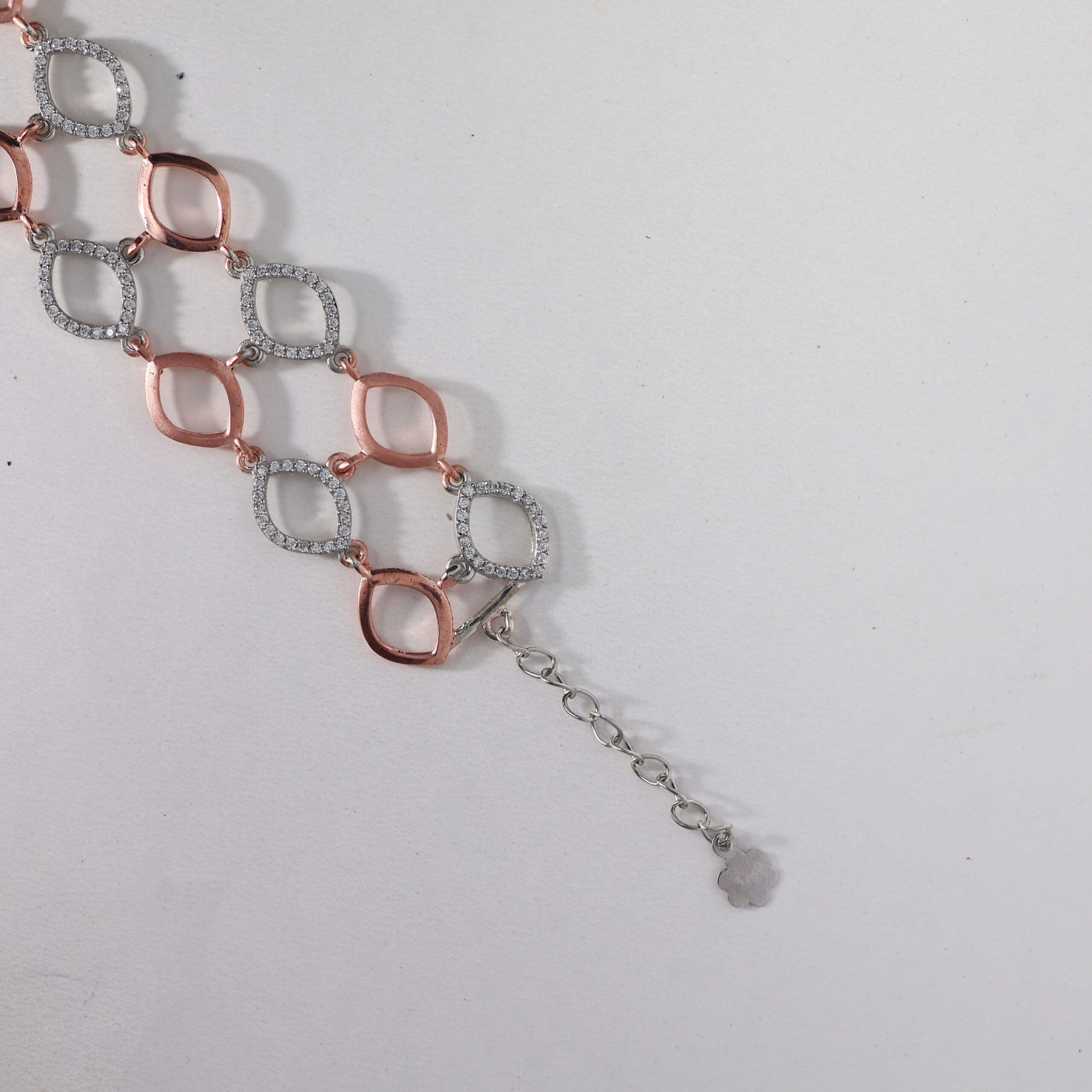 Luster Link Solitaire Bracelet - Image 2