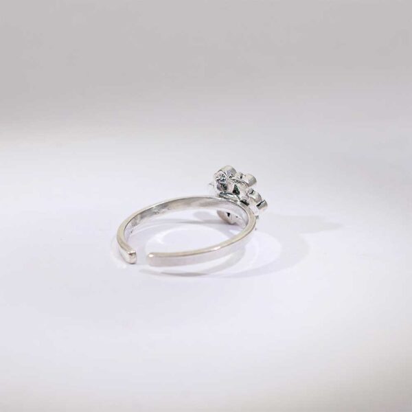 Meher Panvi Toe Rings - Image 4