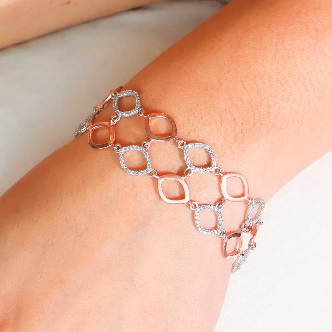 Luster Link Solitaire Bracelet