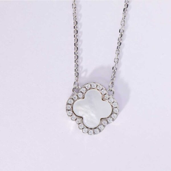 Pearl Clover Pendant - Image 2