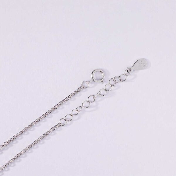 Pearl Clover Pendant - Image 4