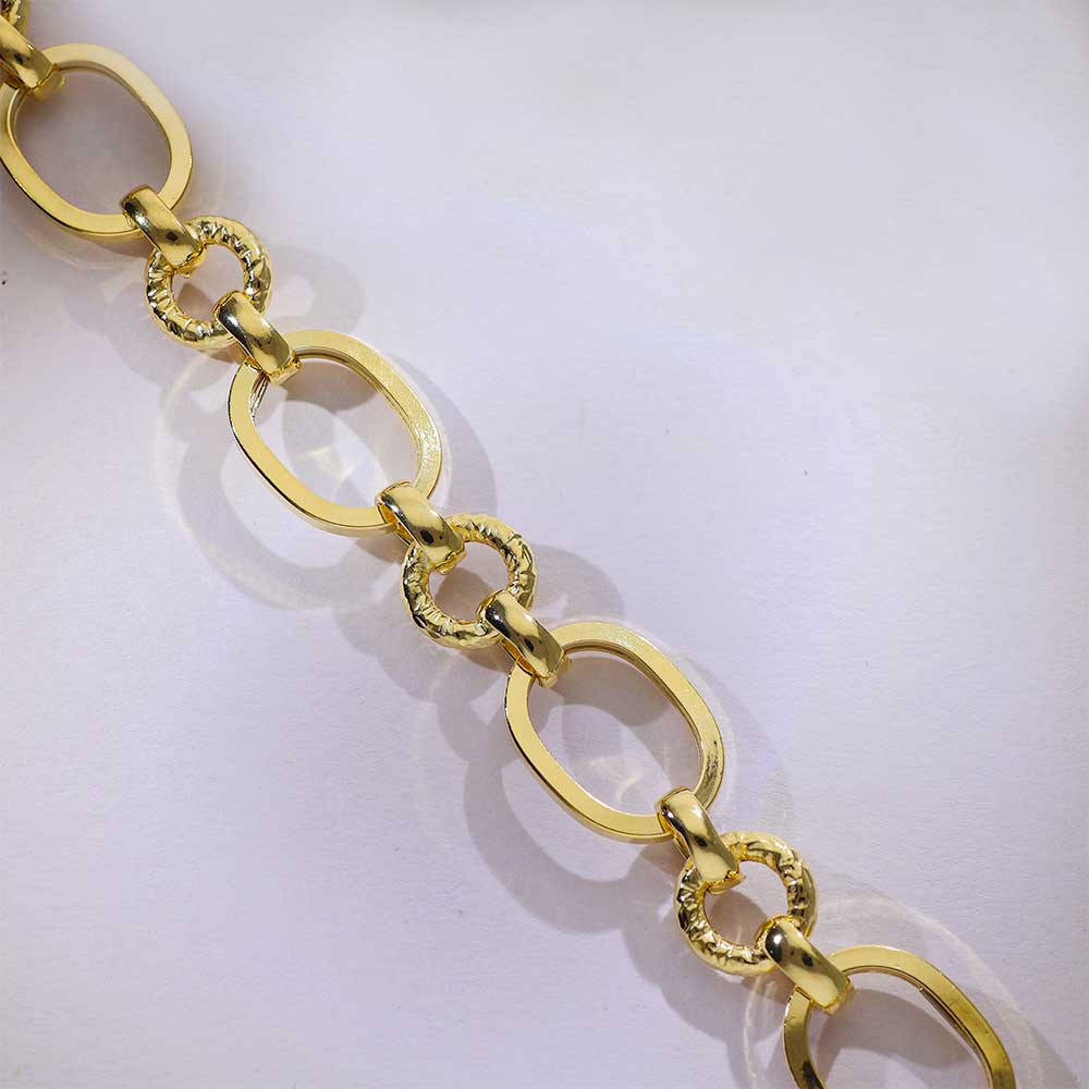 Golden Oval Yellow Gold Bracelet - Image 2