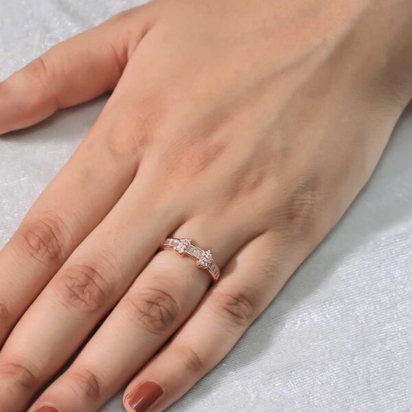 Radiance Flow Rosegold Ring