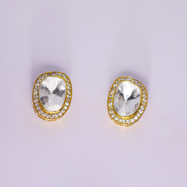 Kundan Glow Studs