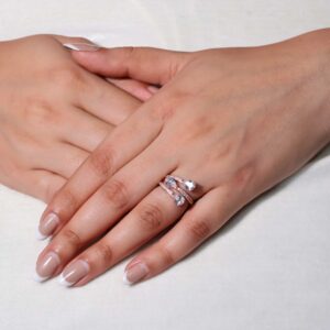 Soft Twist Rose Gold Ring