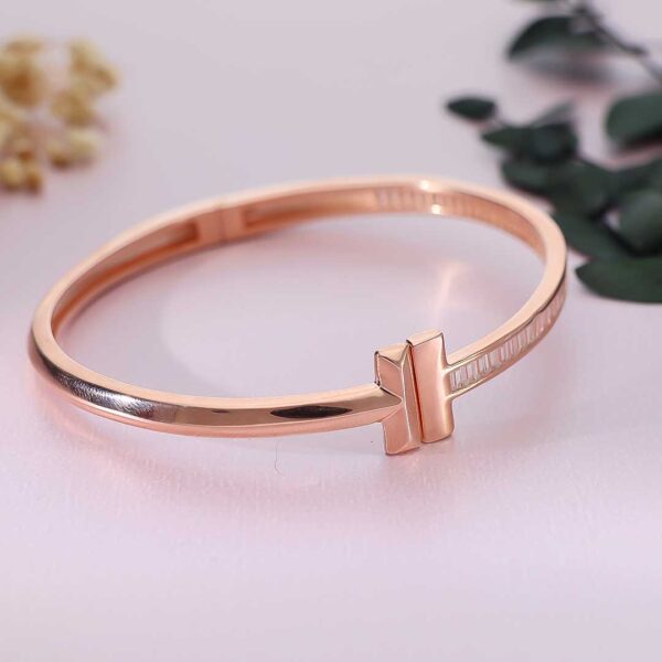 T-Bar Rosegold Bracelet - Image 6