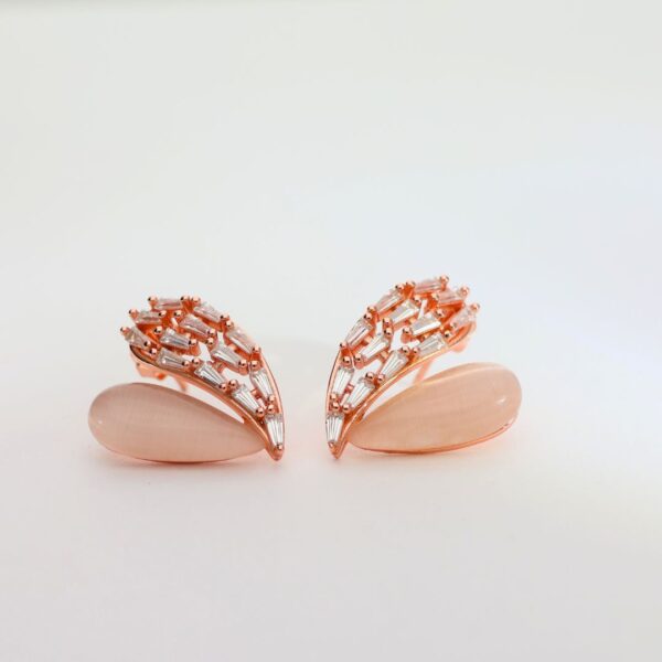 Dream Veil Rosegold Studs