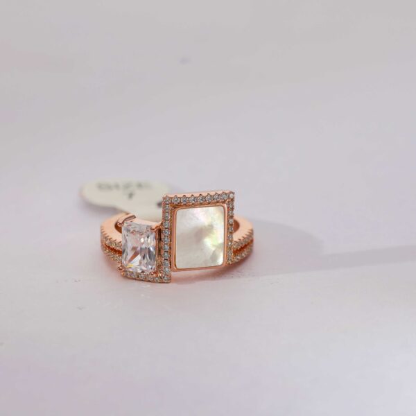 Pearl Glow Rose Gold Ring - Image 2