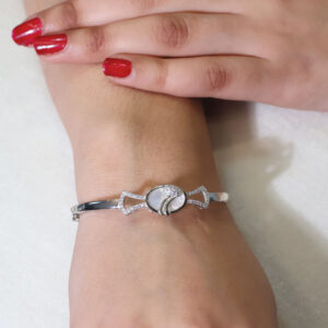 Elegant Shine Bangle